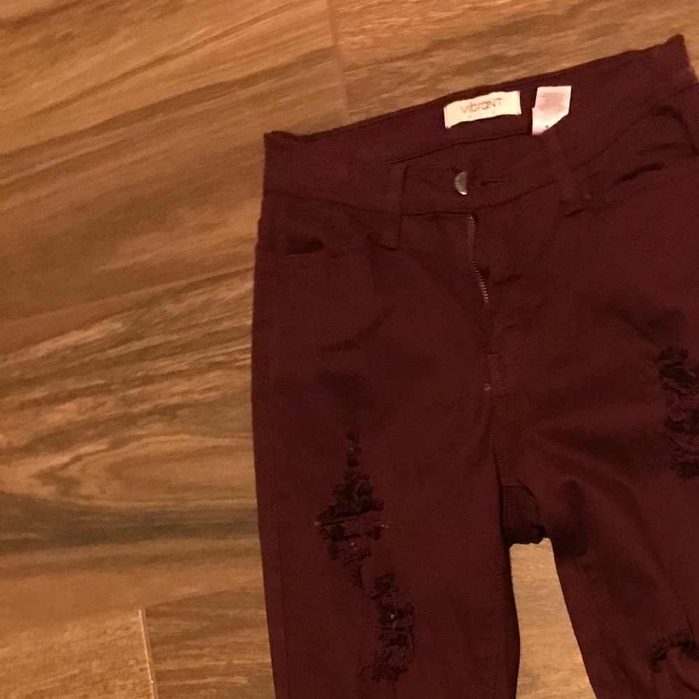 New without tags skinny leg distress